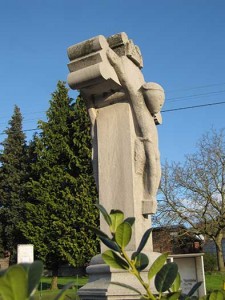 La croix du Christ à double face à Retinne